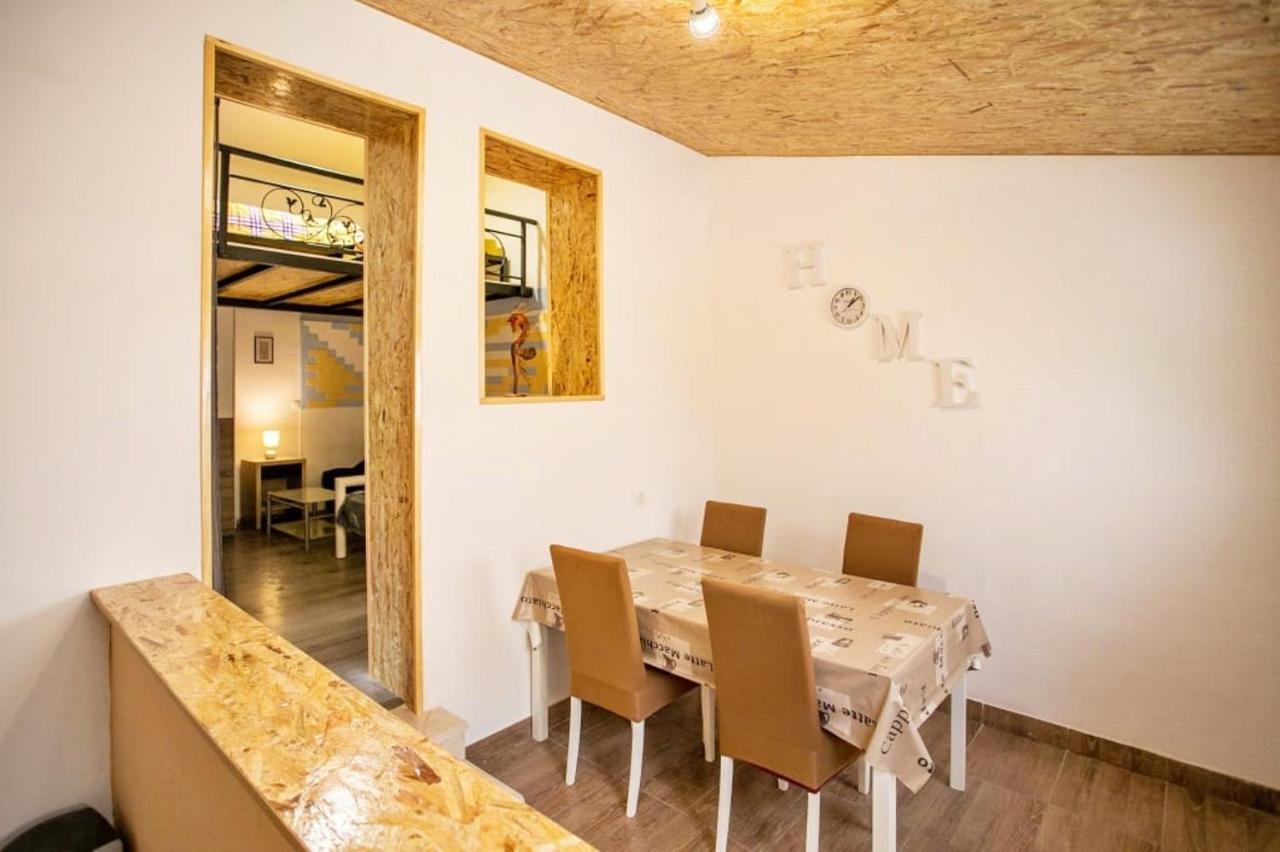 Apartments Punta 2 Omiš Εξωτερικό φωτογραφία