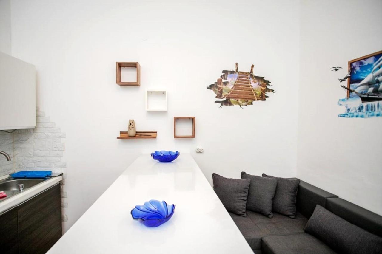 Apartments Punta 2 Omiš Εξωτερικό φωτογραφία