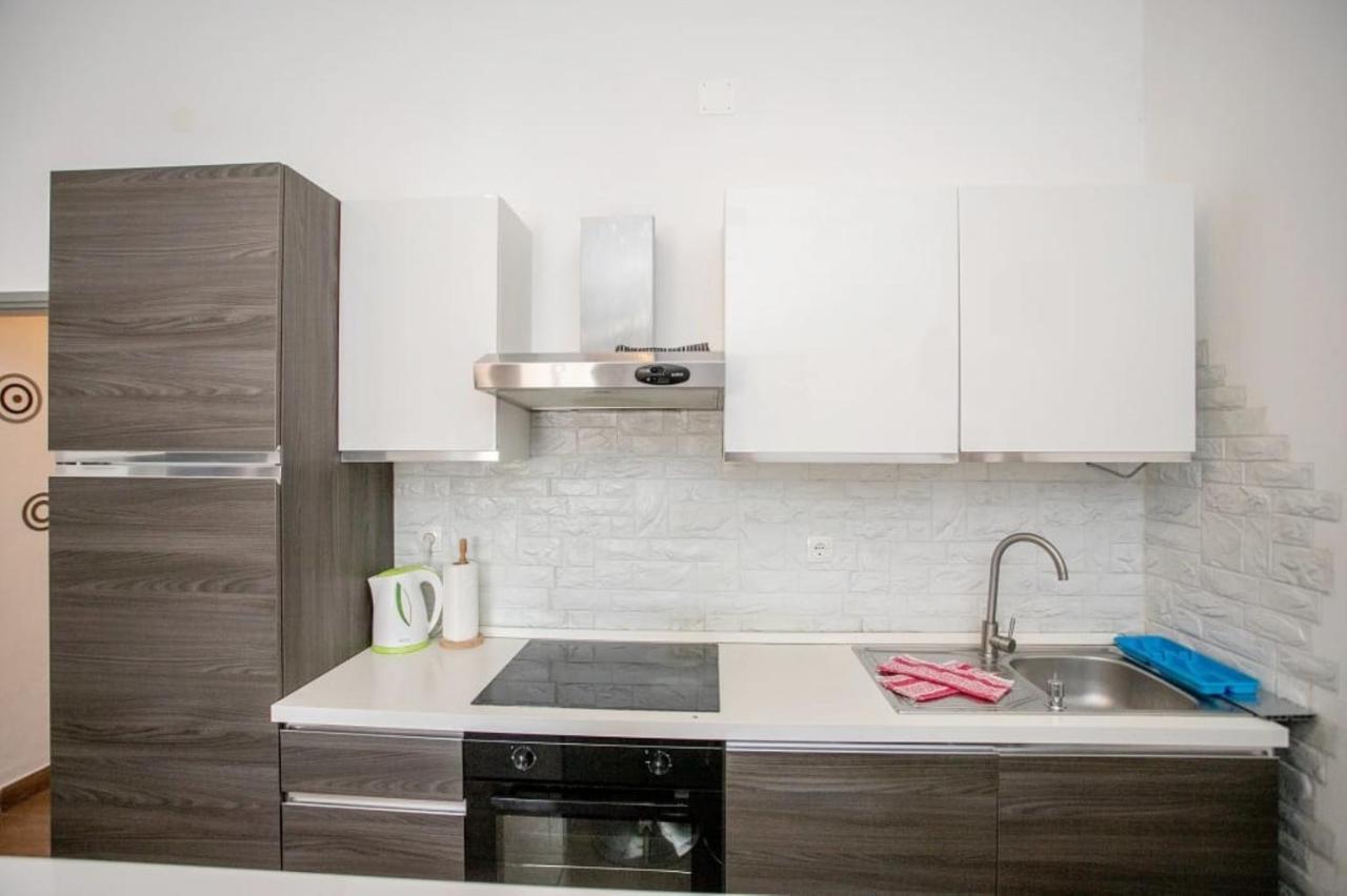 Apartments Punta 2 Omiš Εξωτερικό φωτογραφία